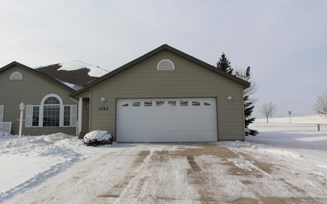 1702 Aspen Ln